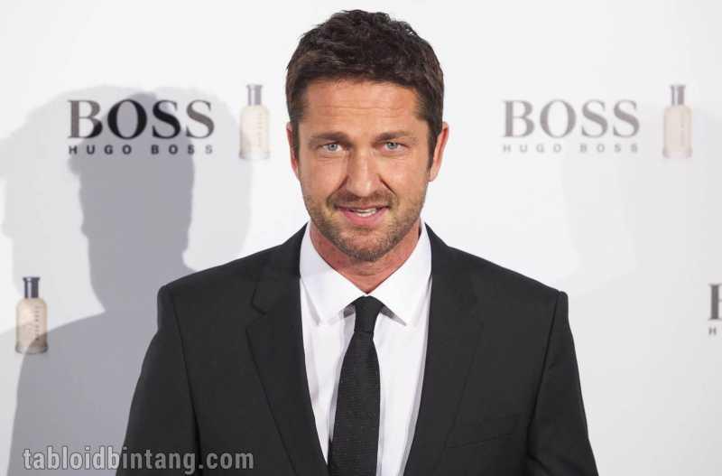 5 Fakta Menarik Seputar Gerard Butler, Bintang Film Hunter Killer