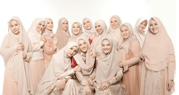 Usai Foto Bersama, Ini 5 Curhatan Artis yang Tergabung Dalam Hijab Squad