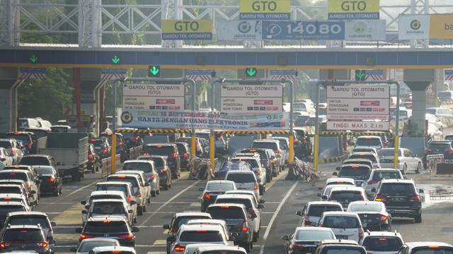 Curhat Pengemudi Taksi Dimarahi Penumpang karena Macet di Tol Bandara