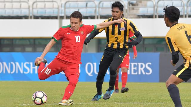 Egy Maulana Vikri Kumandangkan Indonesia Raya dari Gdansk