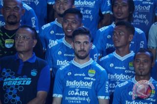 Persib kalahkan Mitra Kukar 2-0 berkat Bauman dan In-Kyun