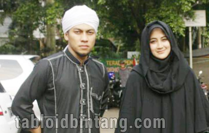 Isu Suami Nikah Lagi dengan Umi Pipik, Istri Sunu Larang Kakak Bicara ke Media