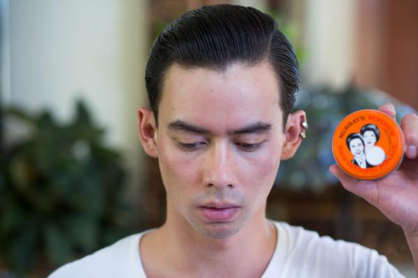 Kapan Memakai Pomade: Saat Rambut Kering atau Basah?