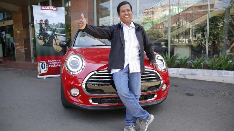 Pengalaman Drivel Ojol Naik Mini Cooper: Bingung, Canggih Semua