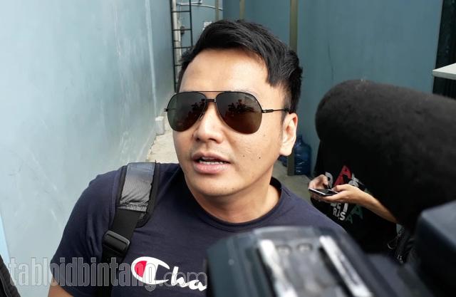 Beri Simbol Saranghaeyo kepada Gisella Anastasia, Ini Kata Wijaya Saputra