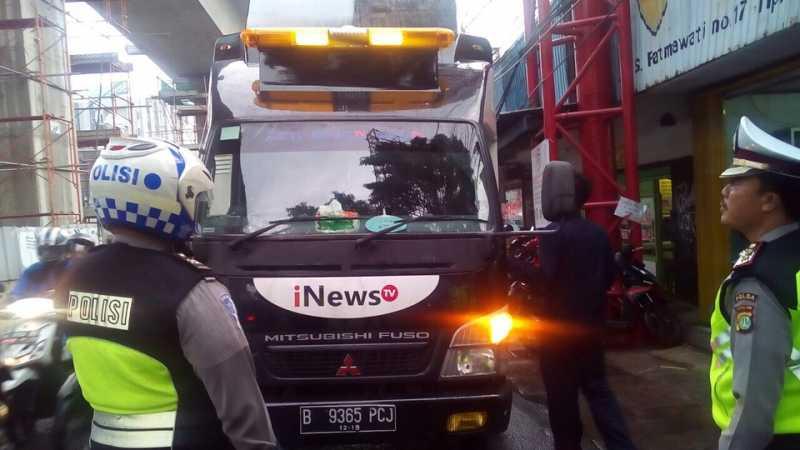 Saat Mobil Stasiun TV yang Pakai Rotator Terciduk Polisi